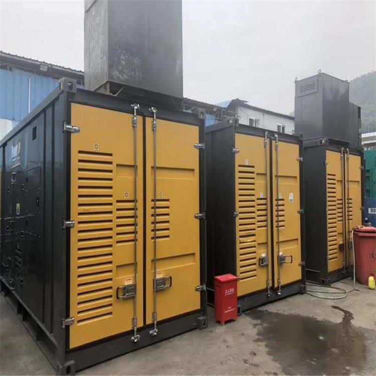 泸定温度变化对不同类型欠压保护装置的可靠性影响有何差异？