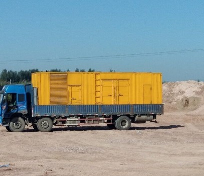 泸定海拔3000m以上地区的变压器外绝缘距离应如何确定？