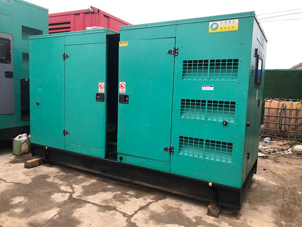 泸定怎样合理控制磷酸铁锂蓄电池的充放电倍率以延长其使用寿命？