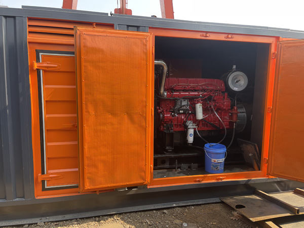 泸定柴油发电机组在高温环境下运行时需要注意哪些问题？